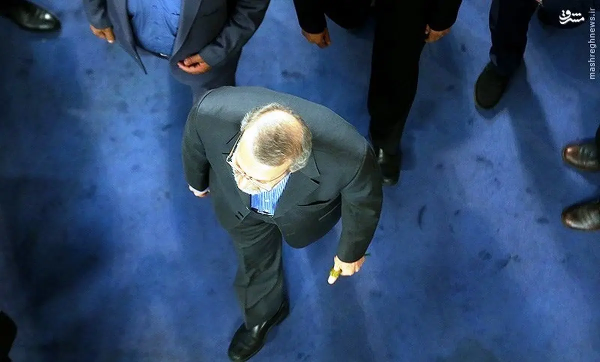 وقتی «آقای دکتر» محافظه کار می شود ؛ چرا علی لاریجانی این روزها سکوت پیشه کرده است ؟ / آیا لاریجانی برای دوران «پسا روحانی» آماده می شود ؟