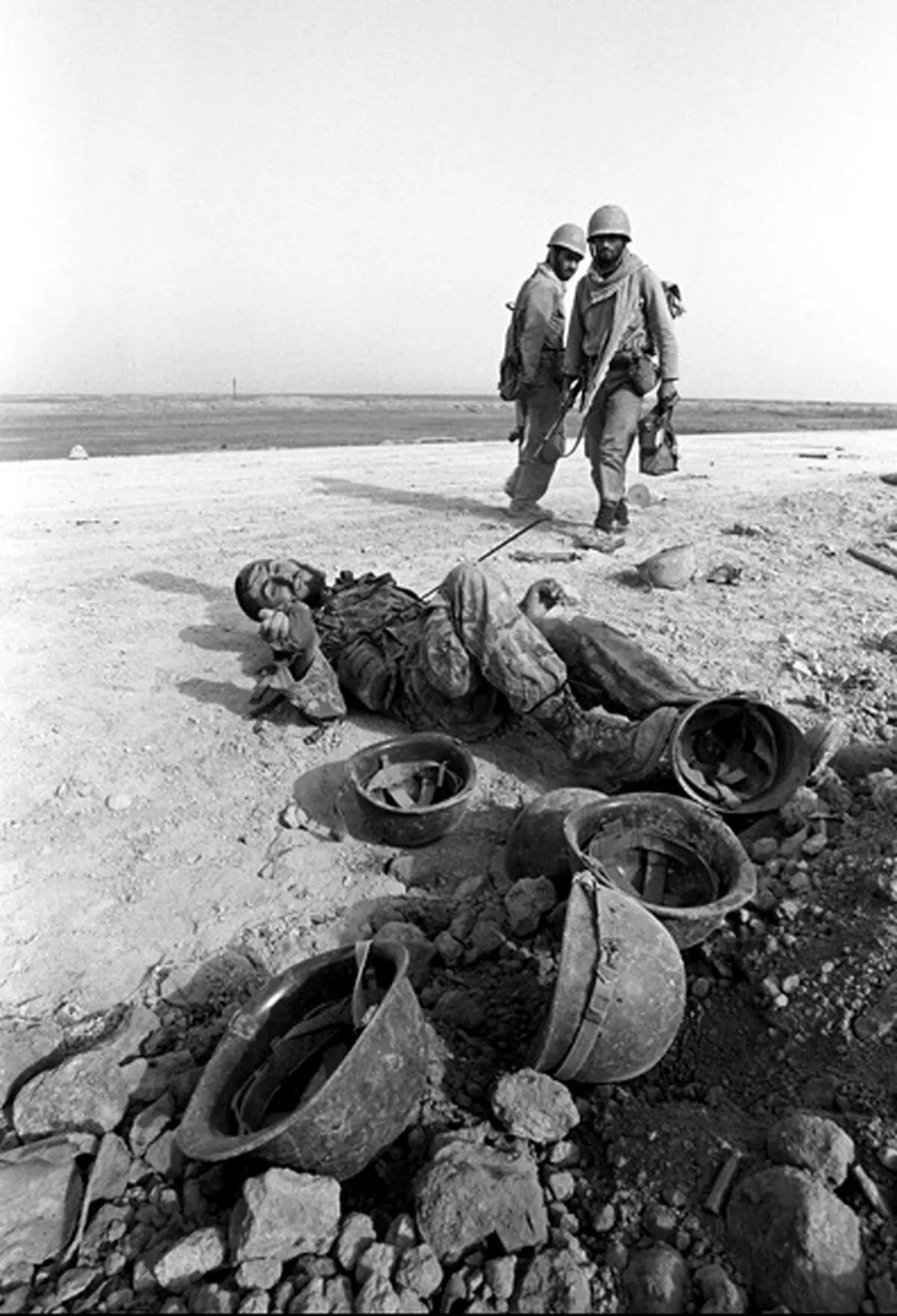 چیزهایی به چشم دیدم که هنوز باورم نمی‌شود / دوخته‌چی‌زاده از روز های جنگ و عکاسی می‌گوید