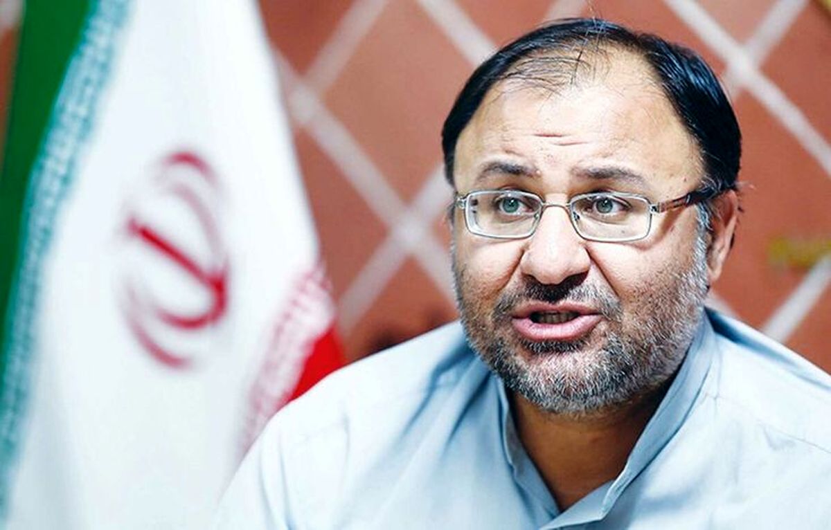 پدرخوانده‌های اصولگرایی سیاسی‌کارند و مانع انقلابی‌گری مجلس شدند/ برخی بر اثر محاسبات سران اصولگرا به مجلس راه یافتند نه توانمندی/جامعه انقلابی رأی داد، اما انتظاراتش برآورده نشد