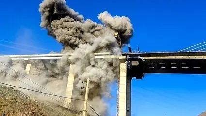 فیلم دیده نشده از لحظه بمباران پل B۱ کرج