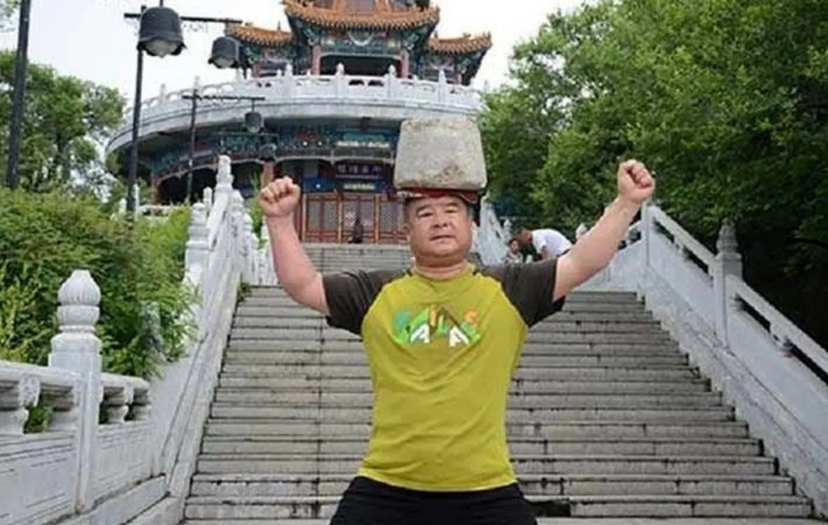 روش عجیب مرد چینی برای لاغری/عکس