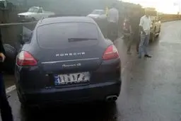 تصادف میلیونی پورشه در جاده فیروزکوه/ عکس