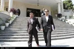 دبیرکل حزب پیشرو اصلاحات:وزرای جدا شده از دولت روحانی را در لیست مجلس قرار نمی دهیم