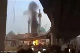 آتش‌زدن آرامگاه محمد باقر حکیم در نجف/ اعلام عزای عمومی در عراق + عکس