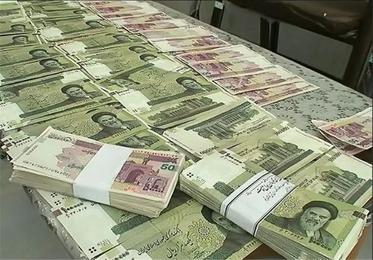مدیرعامل اسبق بانک صادرات : حذف چهار صفر از پول ملی کاری ویترینی و لاکچری برای سرگرم کردن مردم است/نه روی ارزش پول ملی تأثیر دارد و نه روی اقتصاد