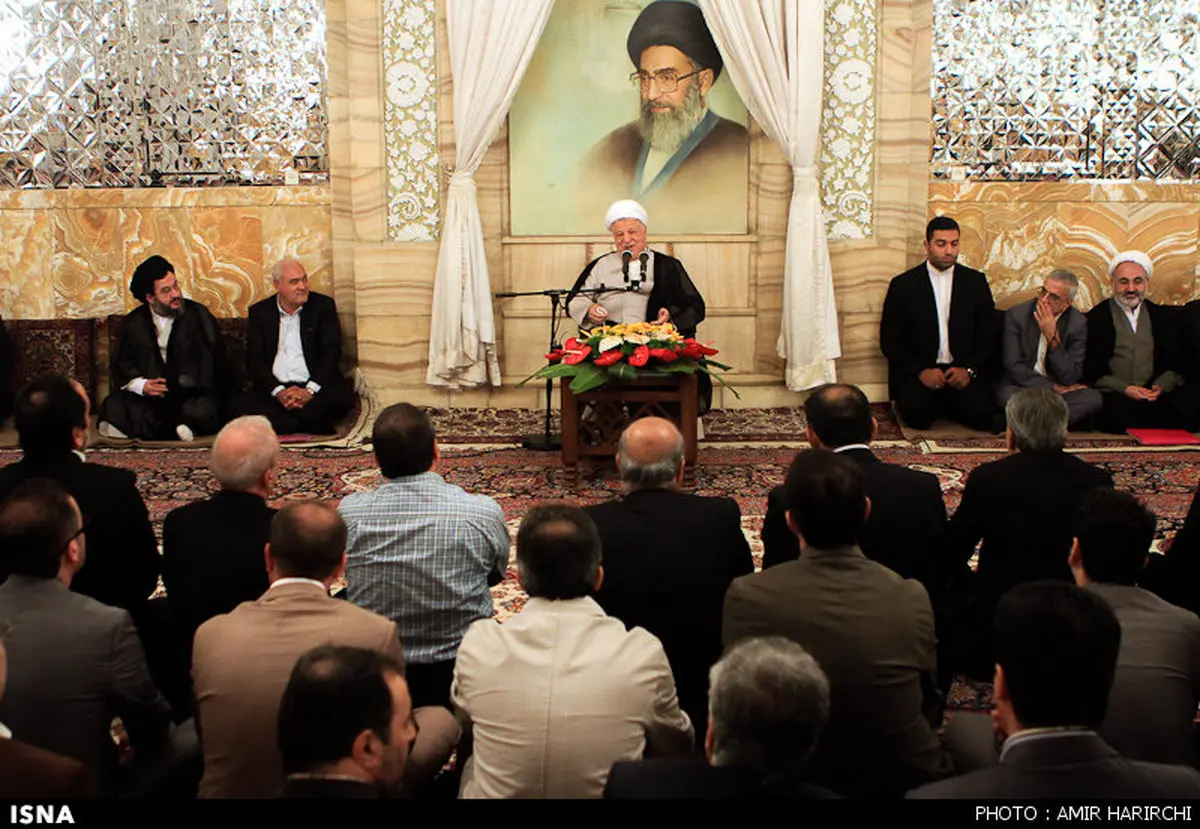 دیدار هاشمی رفسنجانی با فعالین اقتصادی استان خراسان رضوی/ عکس