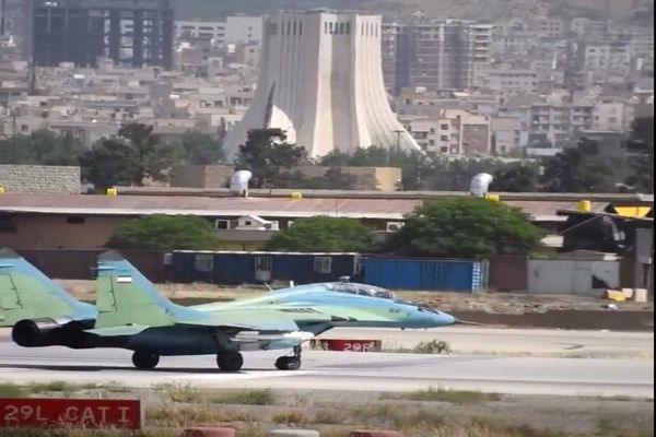 جنگنده های میگ 29 جدید ایران مسلح شدند 