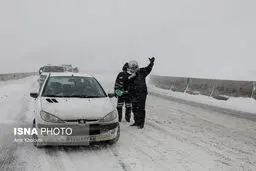 امدادرسانی به ۳۰۶ حادثه دیده در برف و کولاک لرستان