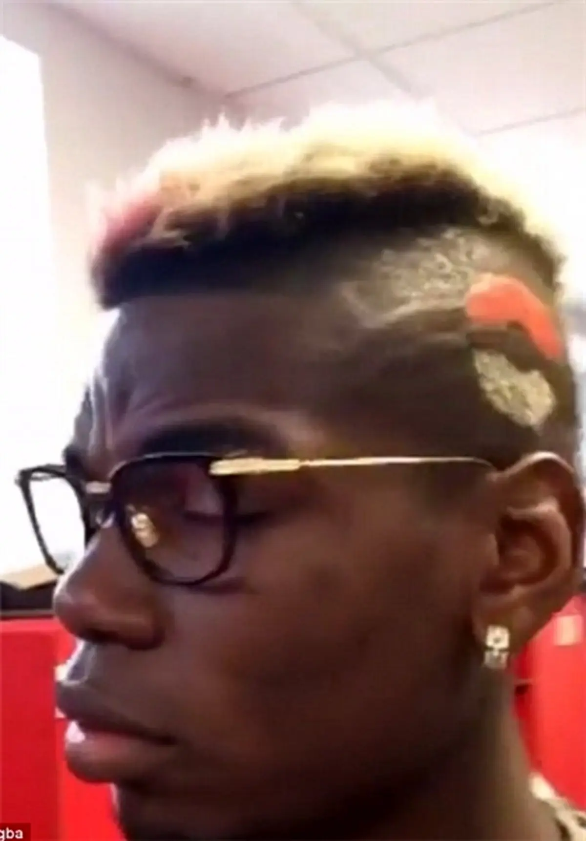 مدل های عجیب و غریب اصلاح مو ستاره یوونتوس+عکس