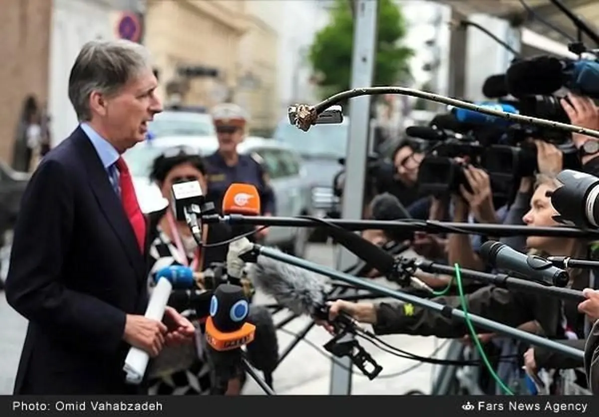 ابتکار جالب یک خبرنگار/عکس