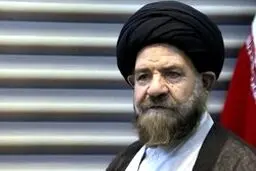 عضو مجلس خبرگان رهبری: کسی که می‌گوید روحانی استعفا دهد یا نادان است یا کینه‌ای/ مضرات گاندو از مزایایش بیشتر بود