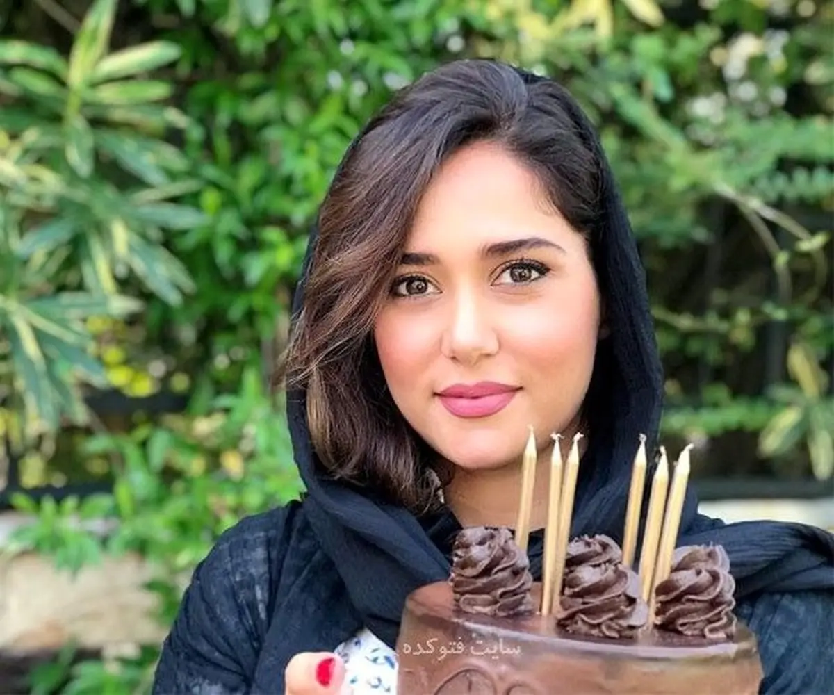 فیلم پریناز ایزدیار در کنار آقای بازیگر