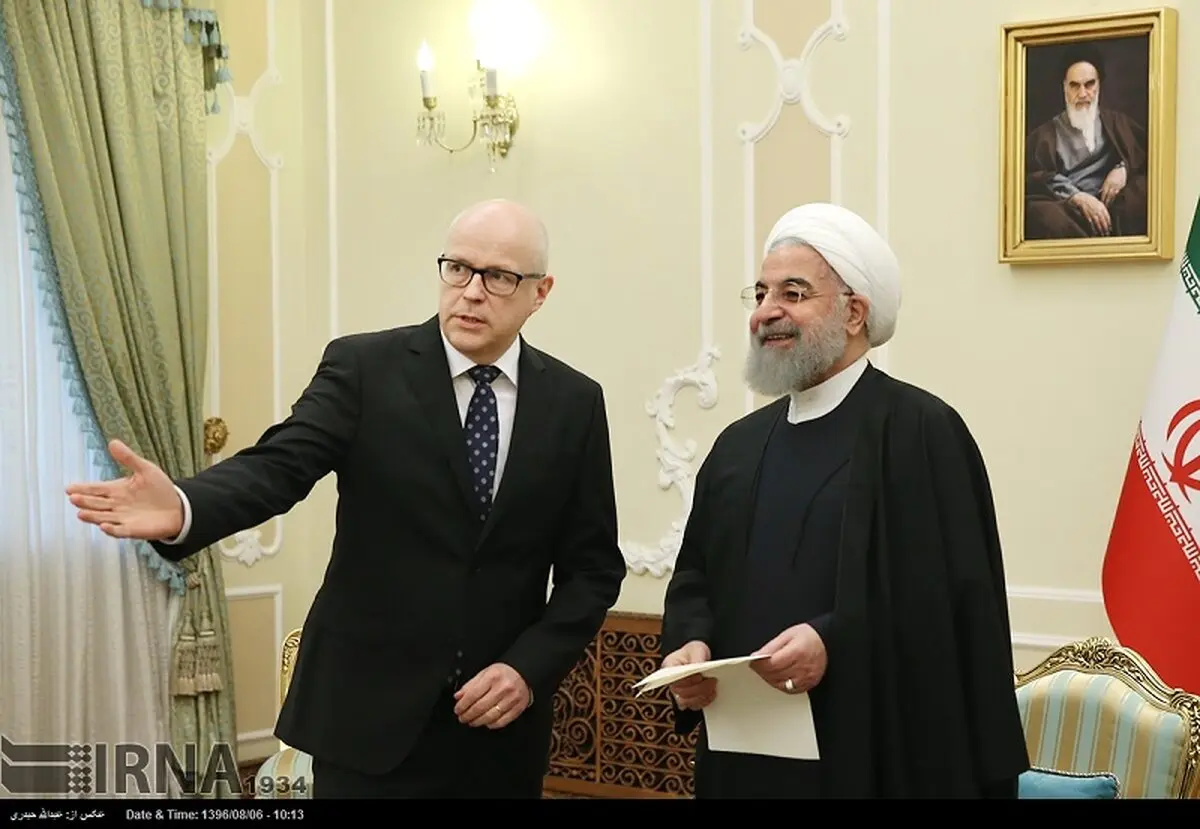 دیدار حسن روحانی با سفرای چهار کشور خارجی/تصاویر