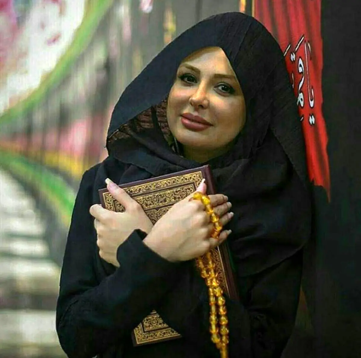 نیوشاضیغمی با پوشش متفاوت عزاداری/عکس