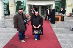 باران کوثری با پای شکسته در جشنواره فیلم فجر /عکس