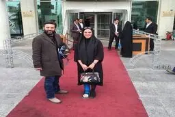 باران کوثری با پای شکسته در جشنواره فیلم فجر /عکس