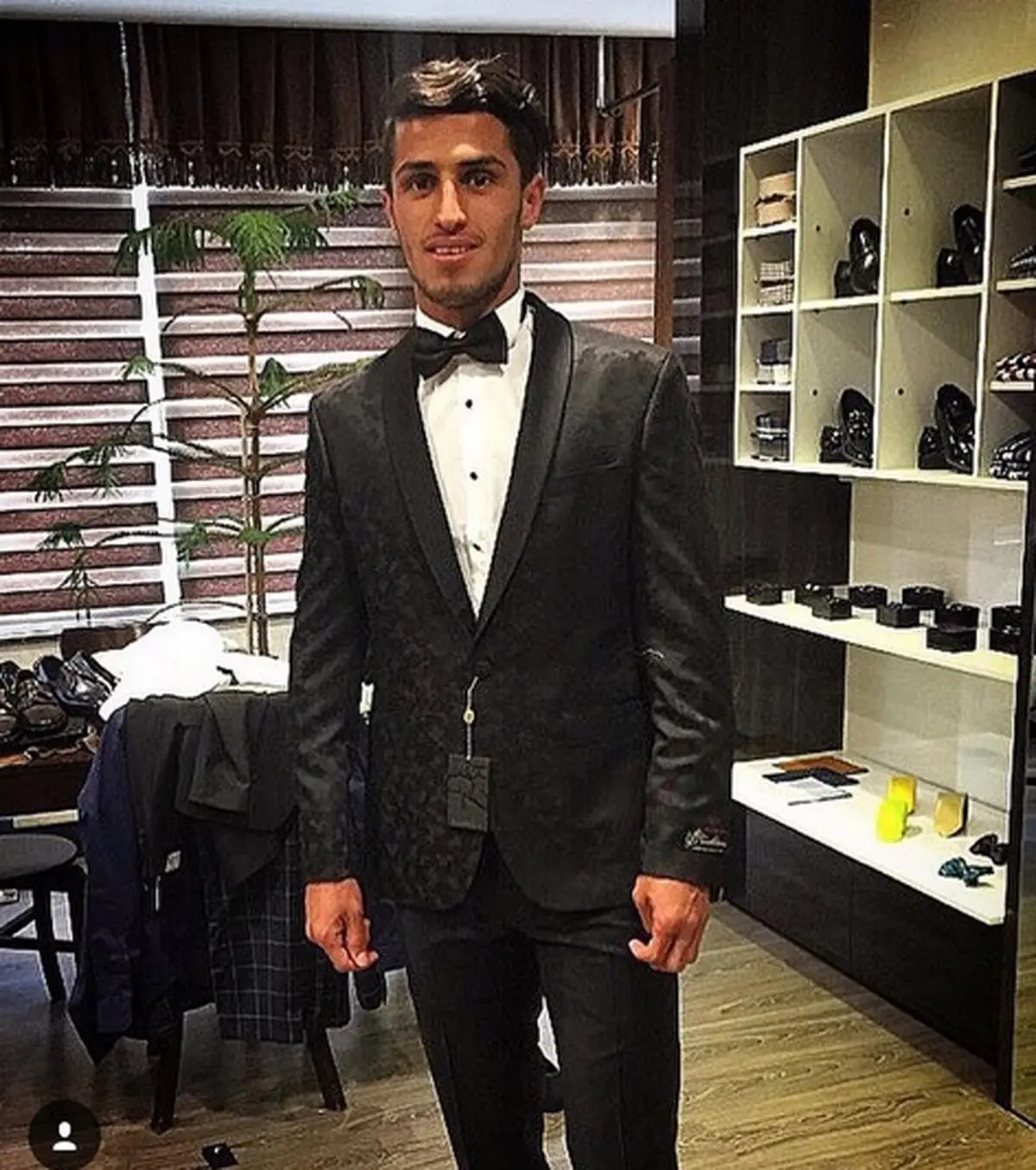 ستاره جوان پرسپولیس در لباس دامادی/ عکس