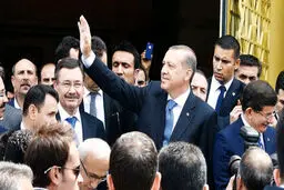اردوغان مسجد بحث‌برانگیز را افتتاح‌کرد/تصاویر