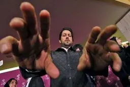 حرکات عجیب و غریب حامد بهداد/ تصاویر