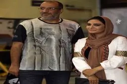 طرح متفاوت تی شرت آقای بازیگر در یک اکران مردمی/عکس