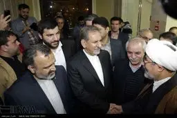 عیادت معاون اول روحانی از آیت‌الله واعظ طبسی/ عکس