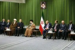 دیدار شرکت‌کنندگان کنفرانس اتحادیه بین‌المجالس با رهبر انقلاب/تصاویر