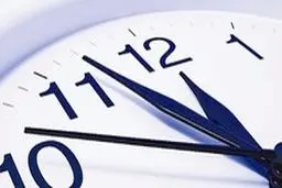 امشب ساعت رسمی کشور یک ساعت جلو کشیده می شود