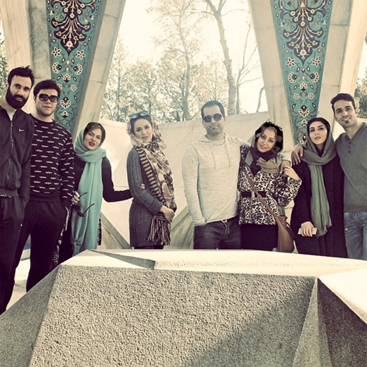ستاره های تیم والیبال و همسرانشان در اماکن دیدنی نیشابور