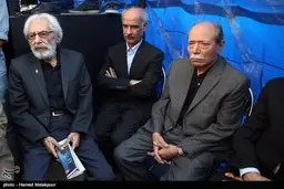 جمشید مشایخی و علی نصیریان در تشییع جنازه رشیدی/عکس