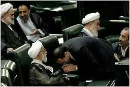 این عکس وزیر بهداشت نیست؛ فریب نخورید