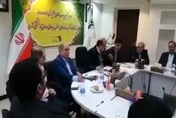 فیلم/ محمد شریعتمداری: این حقوقی که میگیرید از گوشت سگ حرام تر است، تف کنید