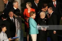 پوشش جالب همسر اردوغان در دیدارهای خانوادگی جی 20!/عکس