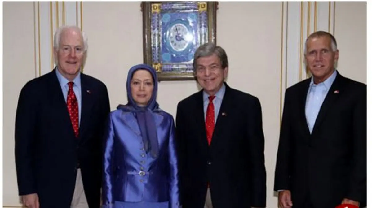 دیدار 3 سناتور آمریکایی با سرکردۀ گروه منافقین + عکس