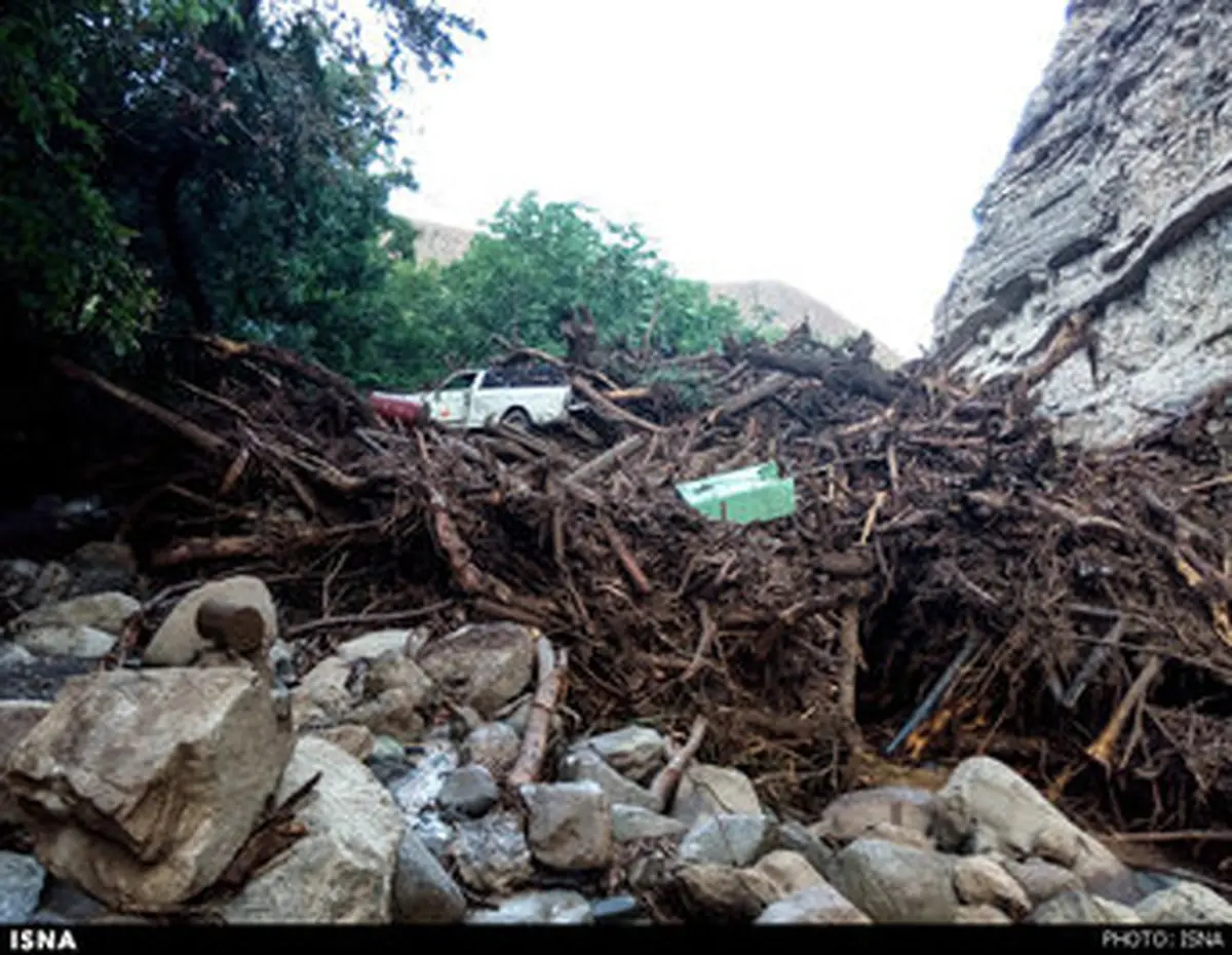 خسارات سیل و امداد رسانی در منطقه سیجان - جاده چالوس /تصاویر