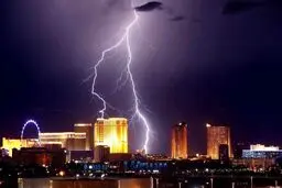 عکسی منحصر به فرد از صاعقه لاس وگاس