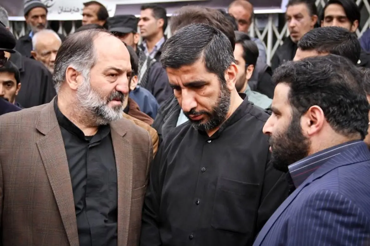 سه مداح در مراسم تشییع فرج‌الله سلحشور/ عکس