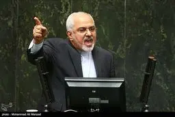 عصبانیت ظریف در مجلس/ عکس