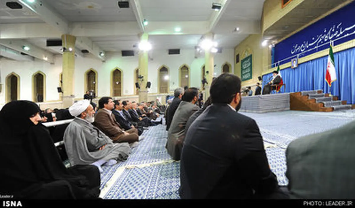 دیدار خانواده‌های شهدا با مقام معظم رهبری/ تصاویر
