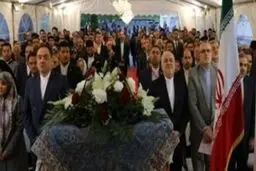 ظریف با ایرانیان مقیم سوئد دیدار و گفتگو کرد + عکس