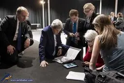 عکسی جالب از جان کری بعد از بیانیه تفاهم لوزان