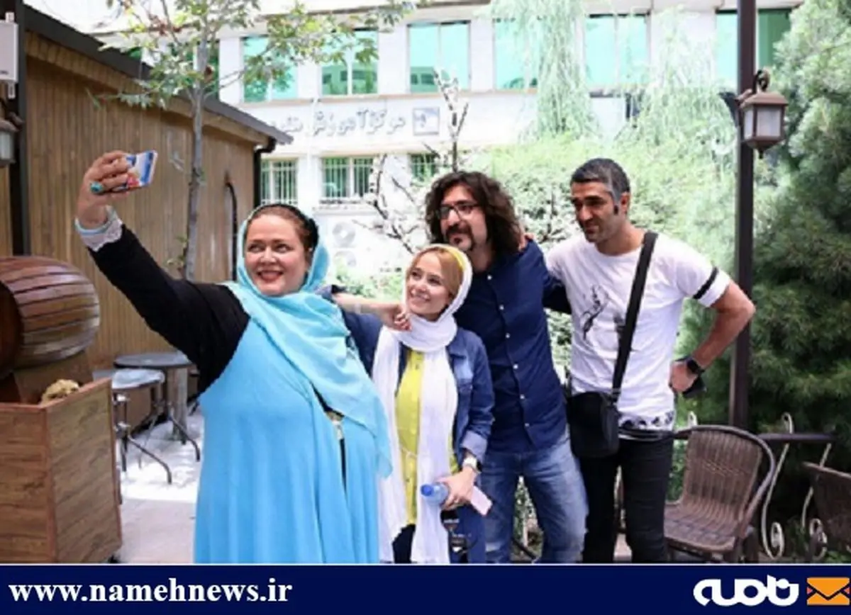 سلفی بهاره رهنما با بازیکن سابق پرسپولیس/ عکس