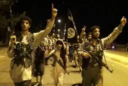 داعش: راه اندازی چهار اردوگاه ویژه آموزش شکنجه و سربریدن به کودکان عراقی در موصل