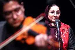 چرا پری ملکی در جشنواره فجر نخواند؟