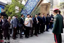 صف متقاضیان ثبت نام در انتخابات ریاست جمهوری/عکس