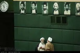 صحبت‌های دو دلواپس در گوشه‌ای از مجلس / عکس