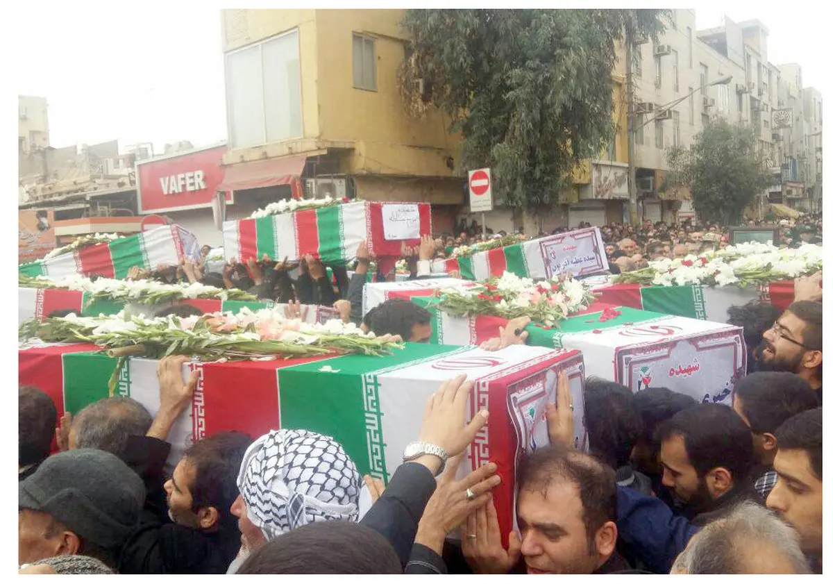 تشییع شهدای انفجار حله در اهواز/تصاویر