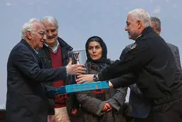 تصاویر / تقدیر پلیس راهور از هنرمندان