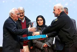 تصاویر / تقدیر پلیس راهور از هنرمندان