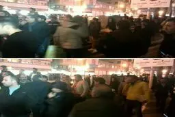 ازدحام مردم مقابل بیمارستان پس از درگذشت آیت الله هاشمی/عکس