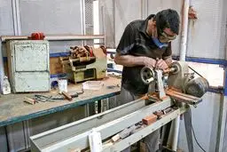 تصاویر دیده نشده از کارگاه خود اشتغالی زندان قزلحصار